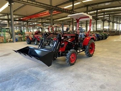 Tractor de 40 CP cu încărcător frontal