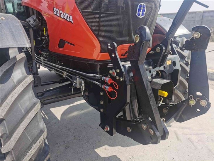 Utility Tractor Front PTO 240hp Farm Tractor